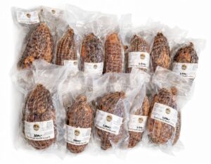 Füstölt kötözött comb sonka